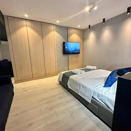 Luxury By Magic 住宿加早餐酒店 4*